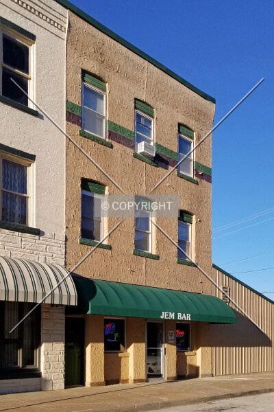 121 West Pearl Street