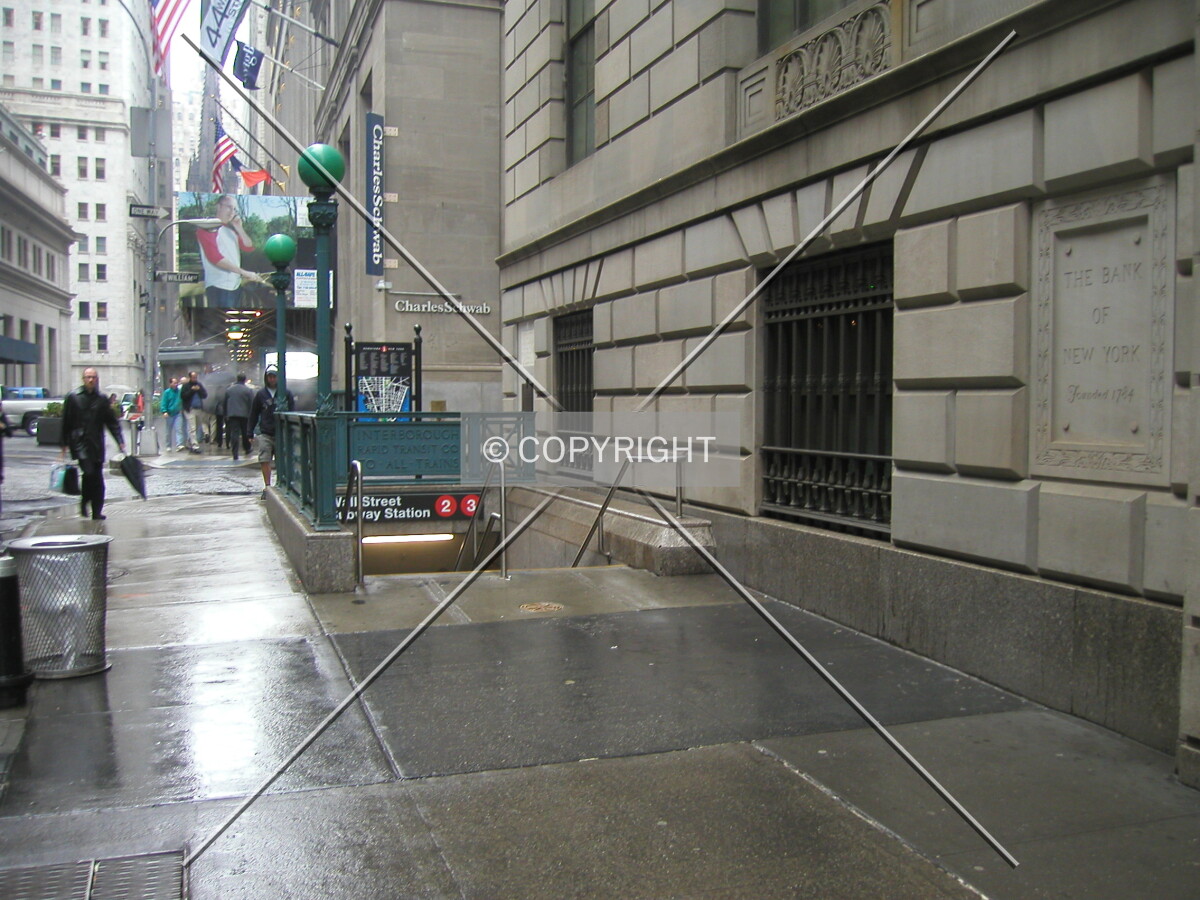 Corner of the building and subway entrance