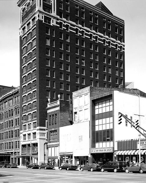 Photo 440-720-079
