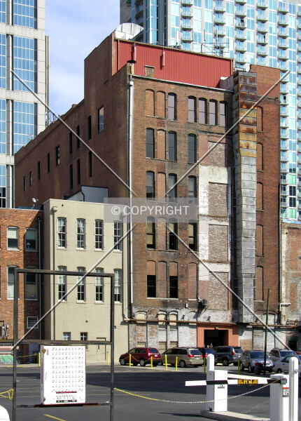 Photo 440-865-351