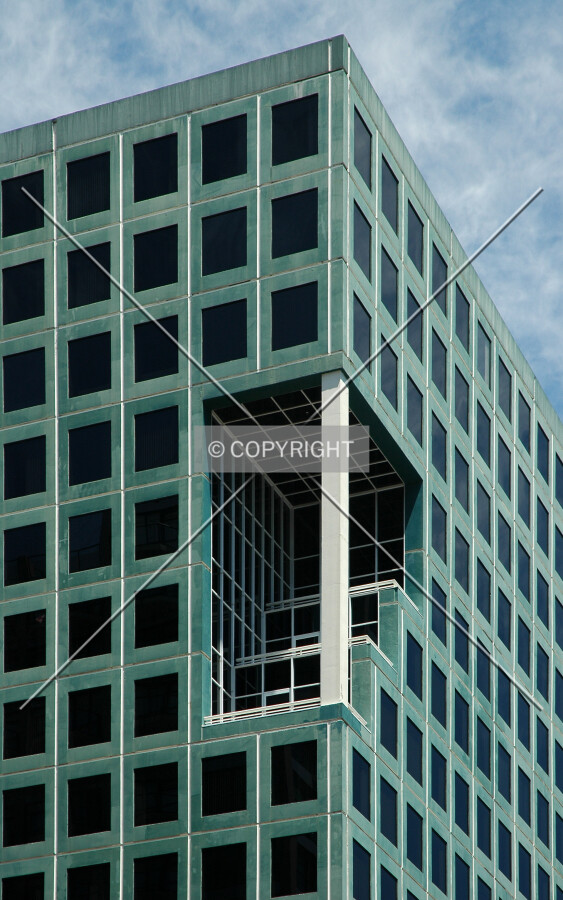 Close-up of the cut-away on Albert Street