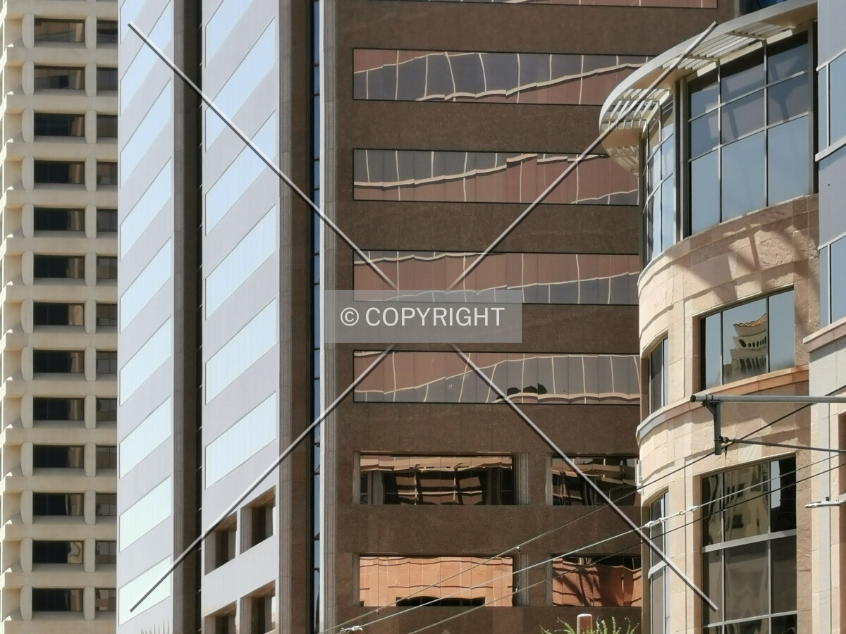 Photo 447-352-628