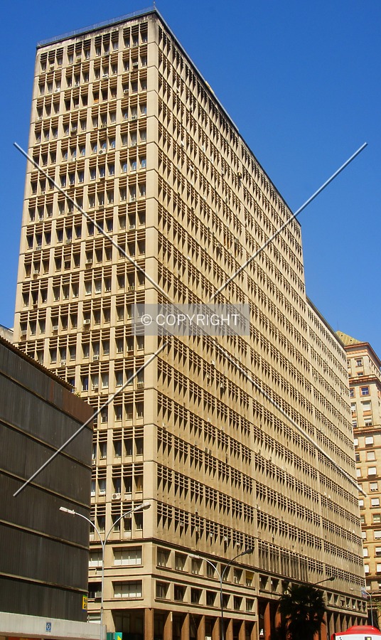 View from the corner of Sete de Setembro Street and Borges de Medeiros Avenue