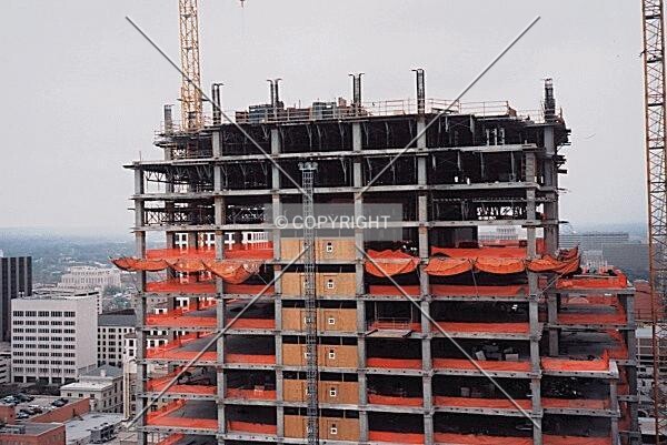 Construction of the 28th floor from the south