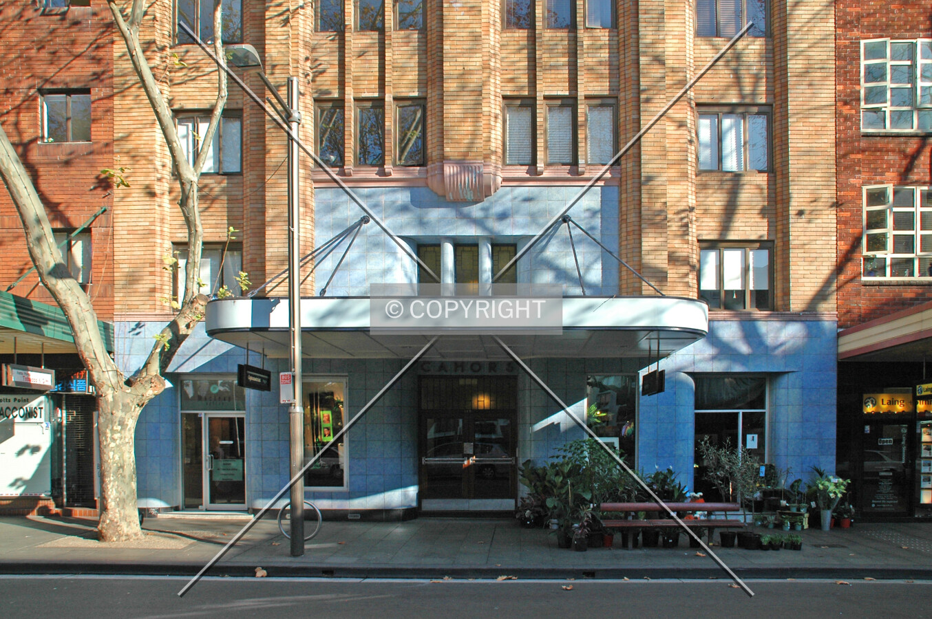 The Macleay Street entrance