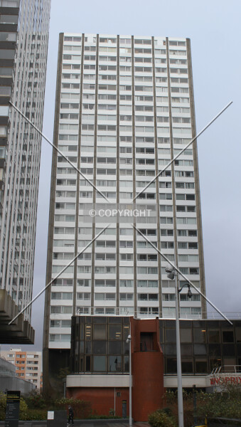 Photo 477-060-533