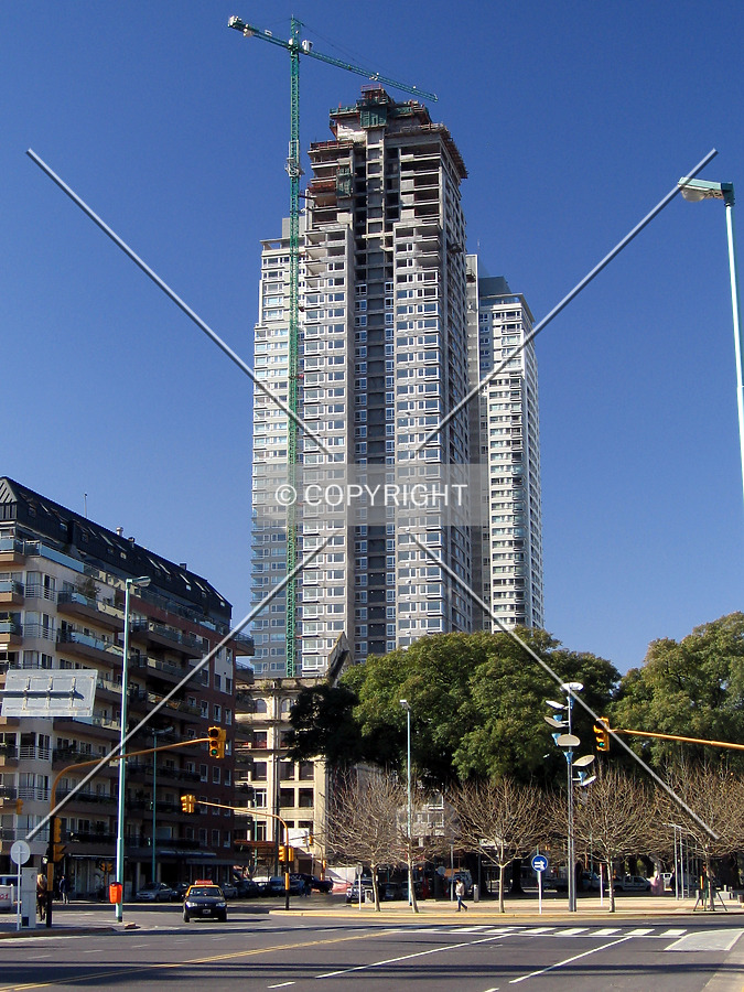 Far view from the west, the building is almost topped out