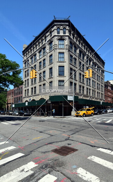 Photo 490-068-827