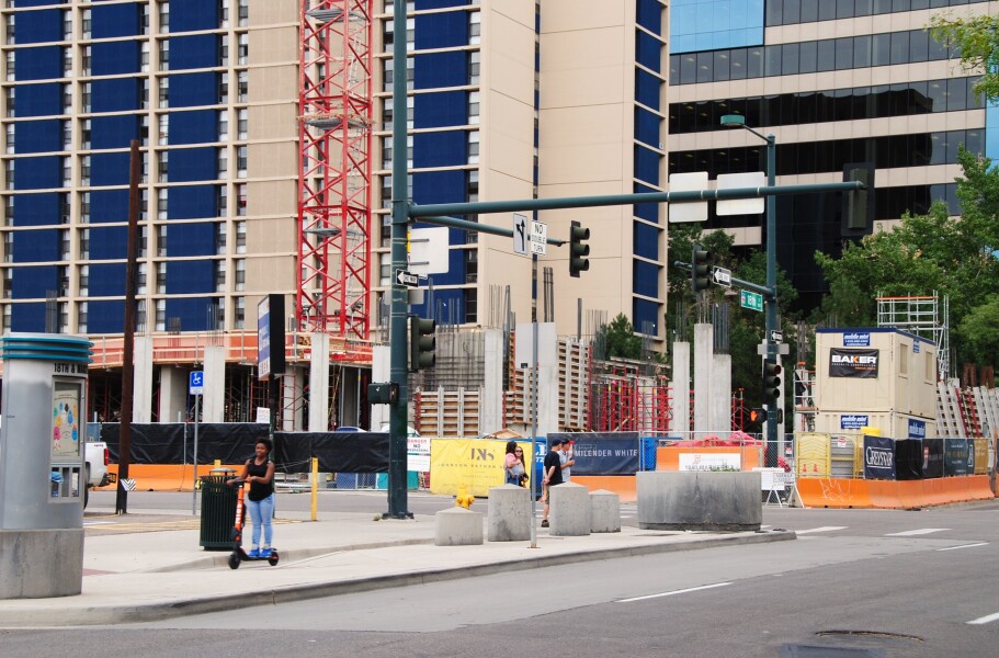 493-017-929