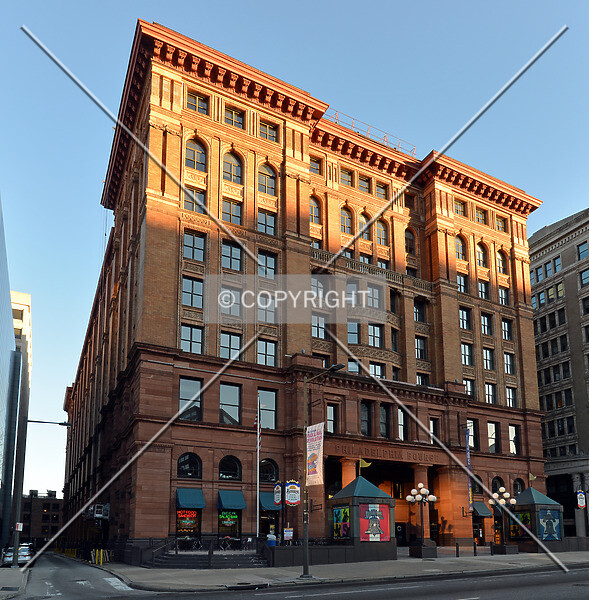Photo 493-219-881