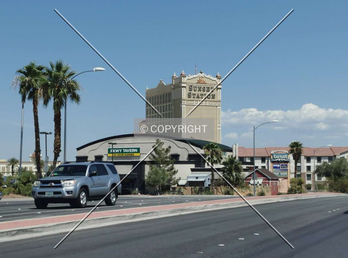 Photo 496-762-815