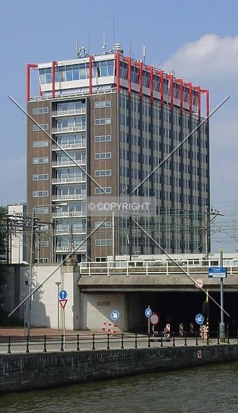 Photo 497-435-439