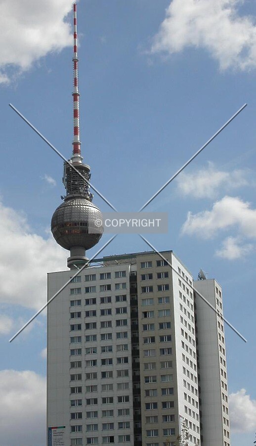 With the fernseheturm behind