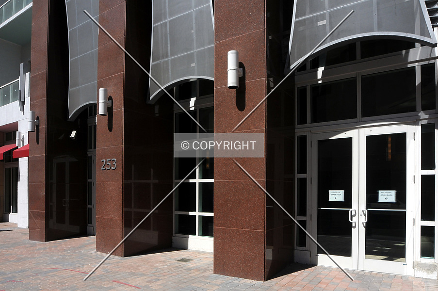 Photo 009-696-715