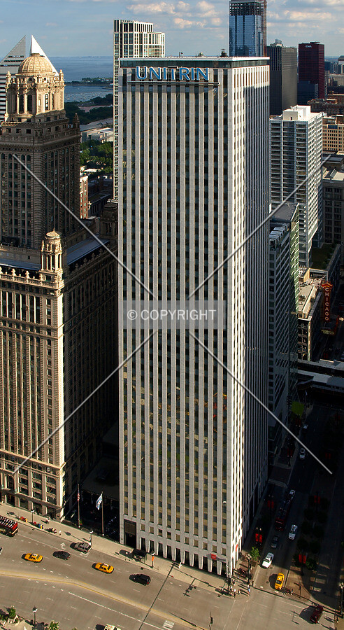 Looking south from roof of Marina City East Tower