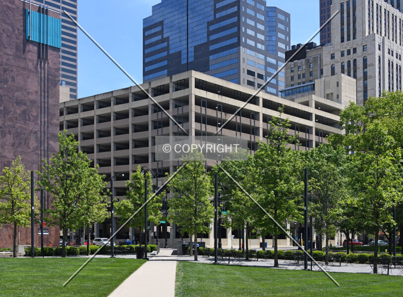 Photo 169-146-086