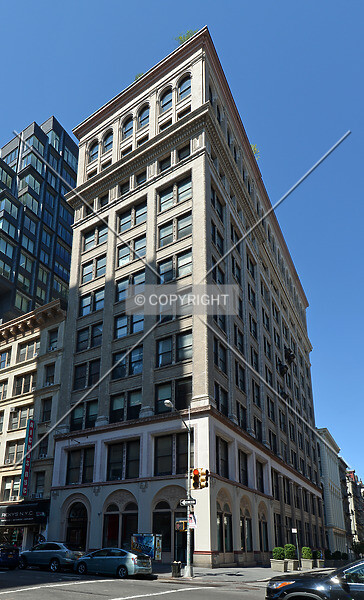 Photo 528-645-546