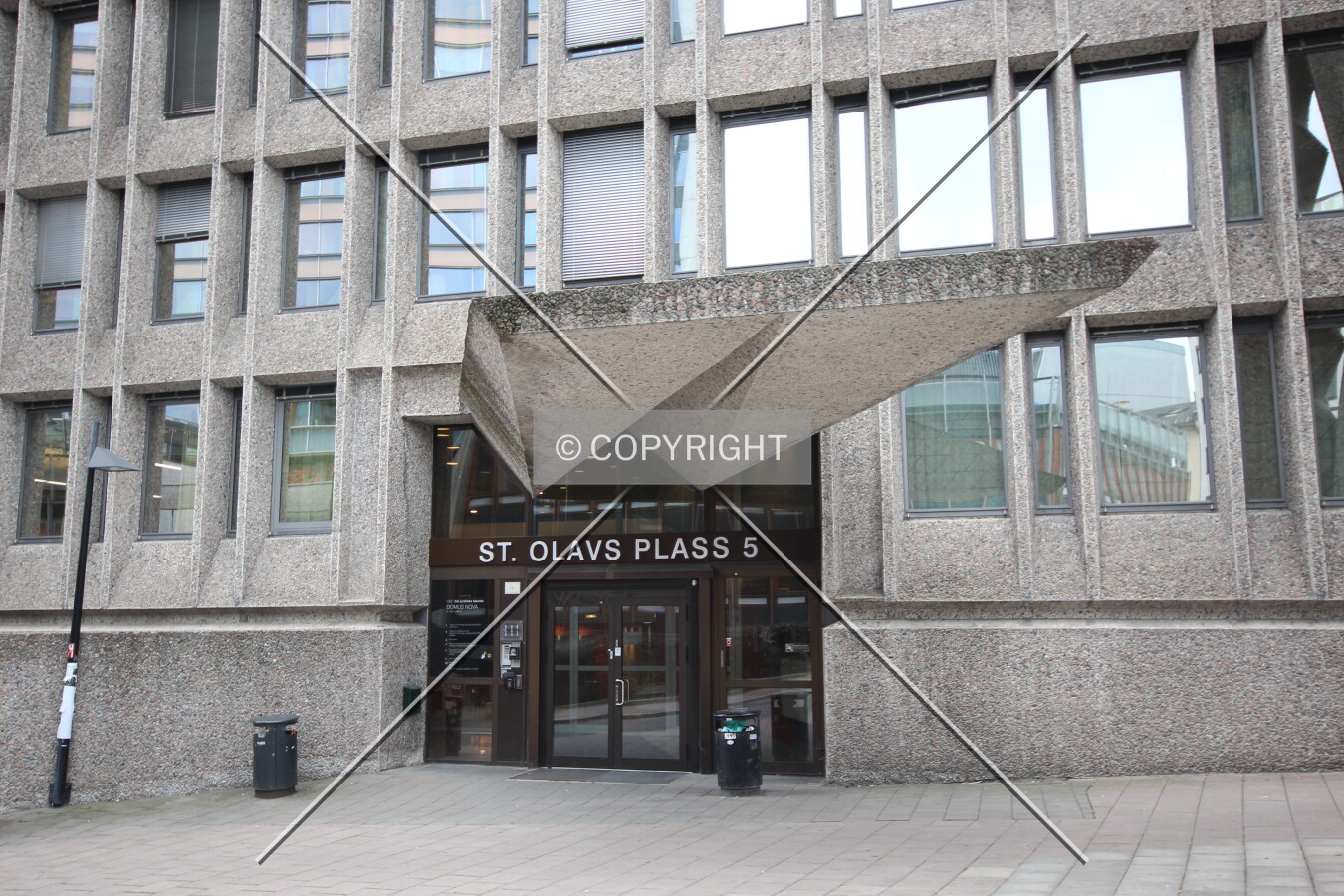 Main entrance in Universitetsgata