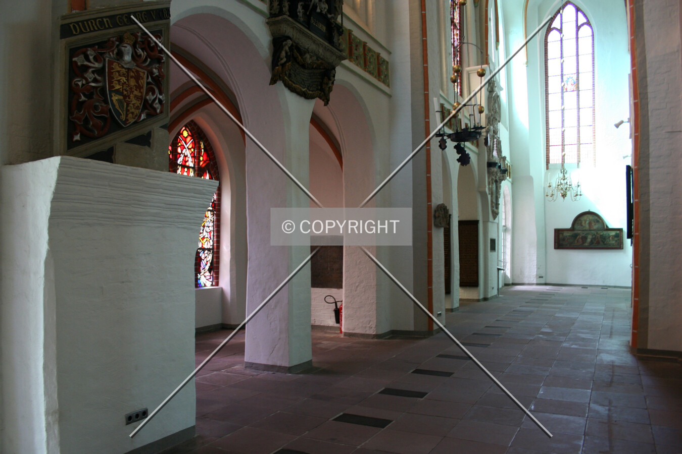 Side aisle