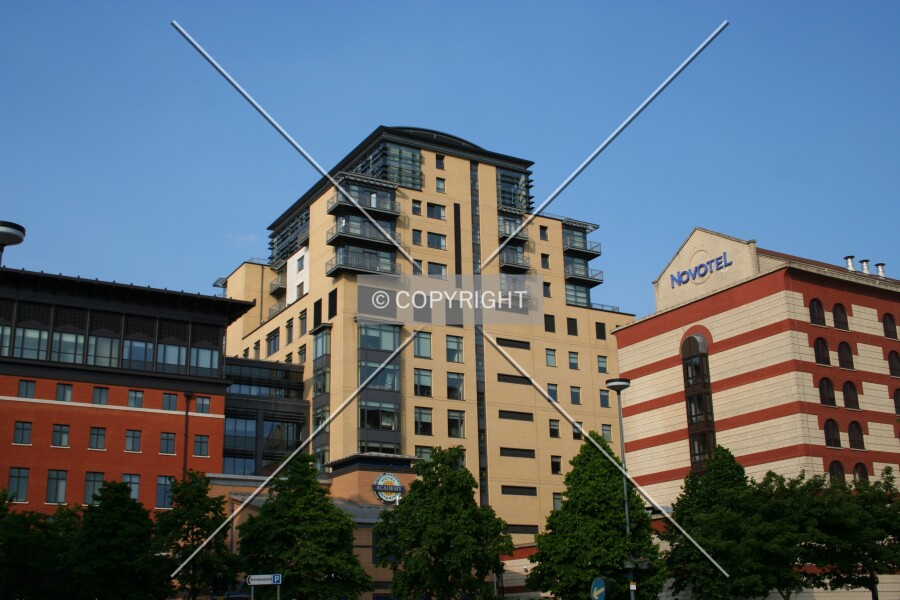 Photo 537-734-342