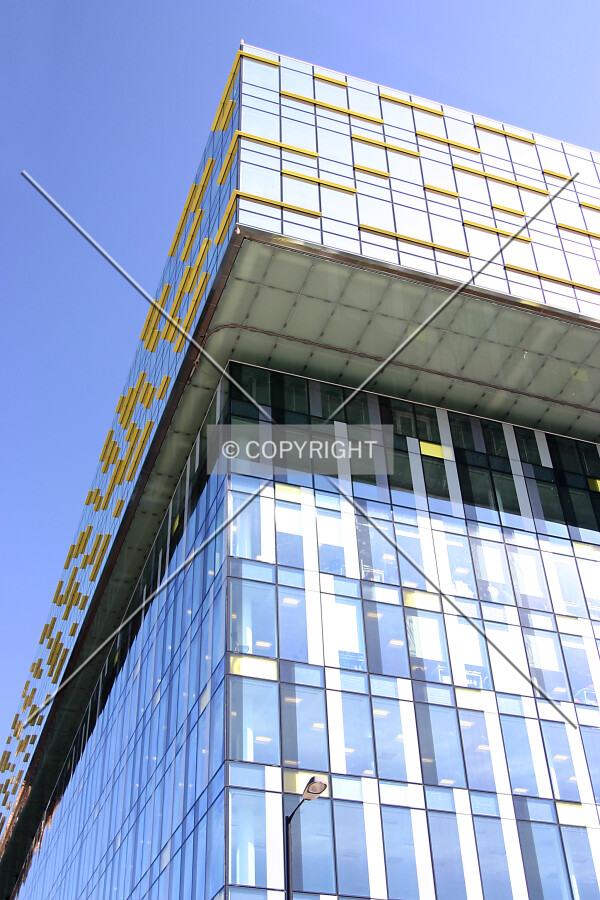 Looking up the northwest corner from Blackfriars Road