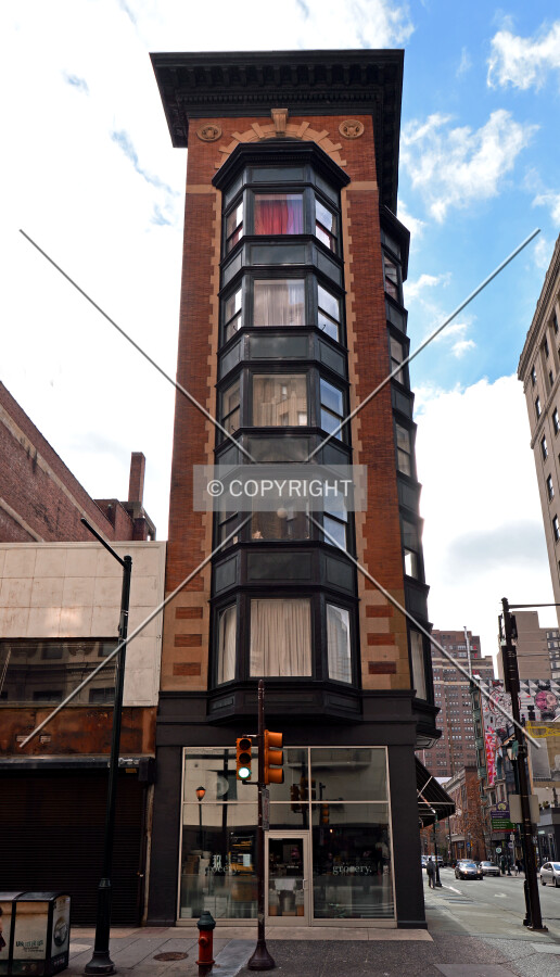 View from the north at 13th and Chestnut Streets
