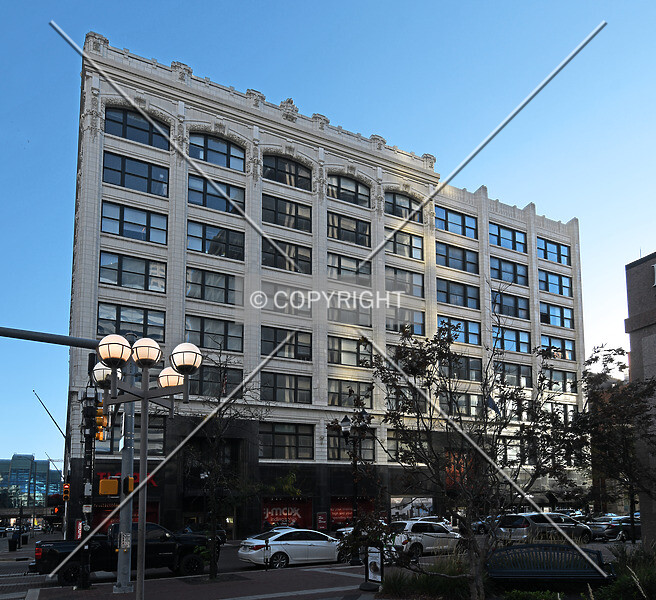 Photo 544-320-064