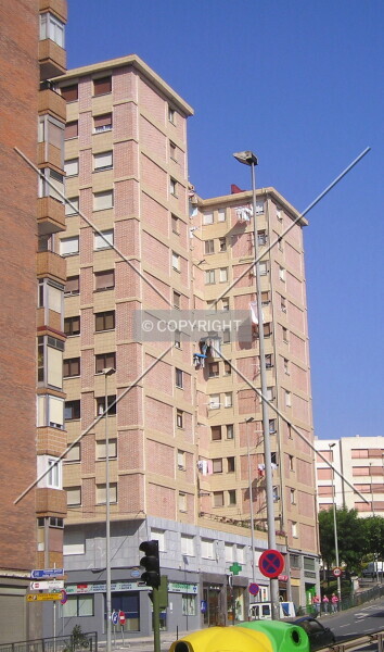 Photo 550-778-884
