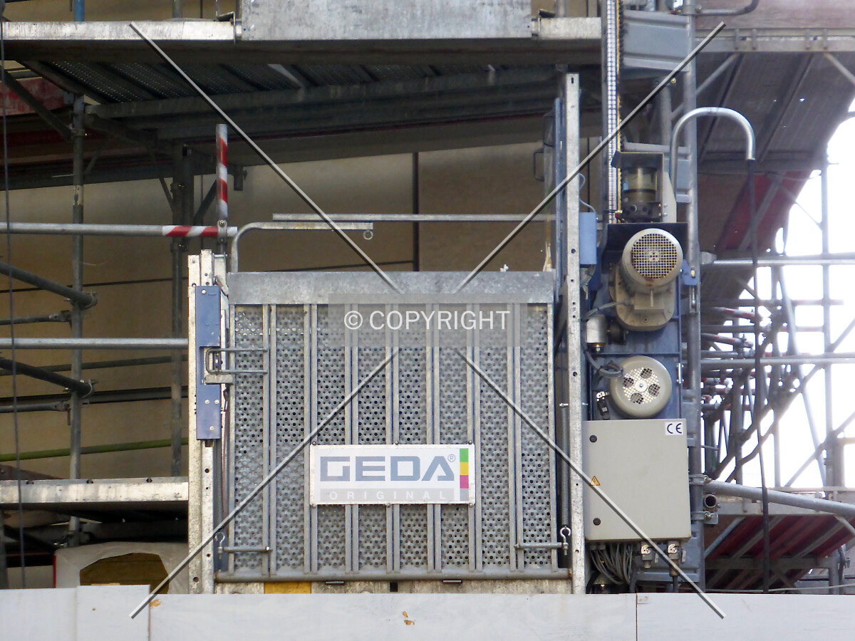 Geda construction elevator