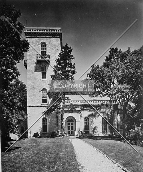 Selma Hall
