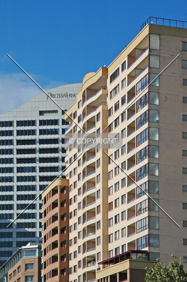Photo 557-700-879