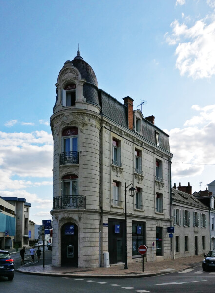 2 Rue de la République