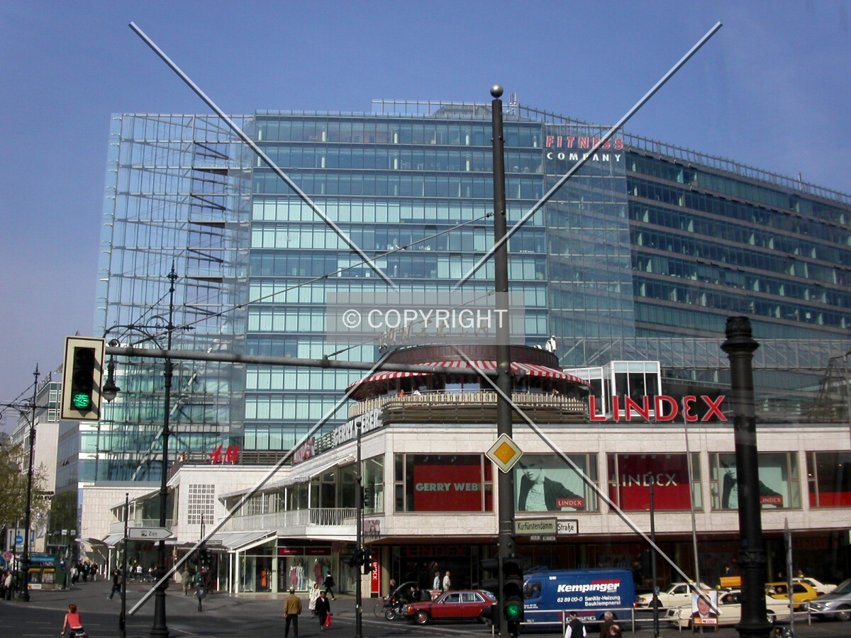 View of the building from Kudamm