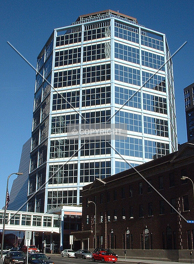 View to the north along 4th Avenue