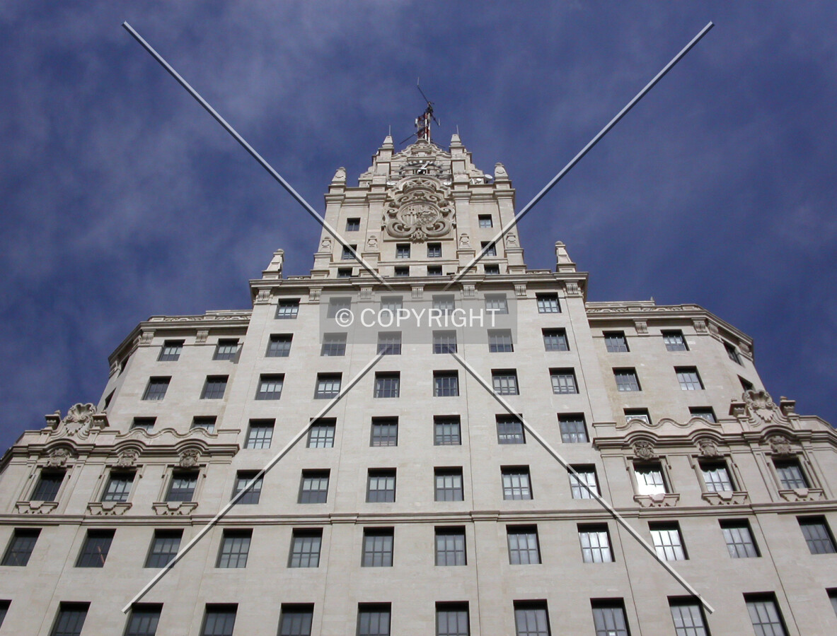 Looking up to the building at Gran Via