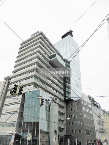 Photo 593-129-890