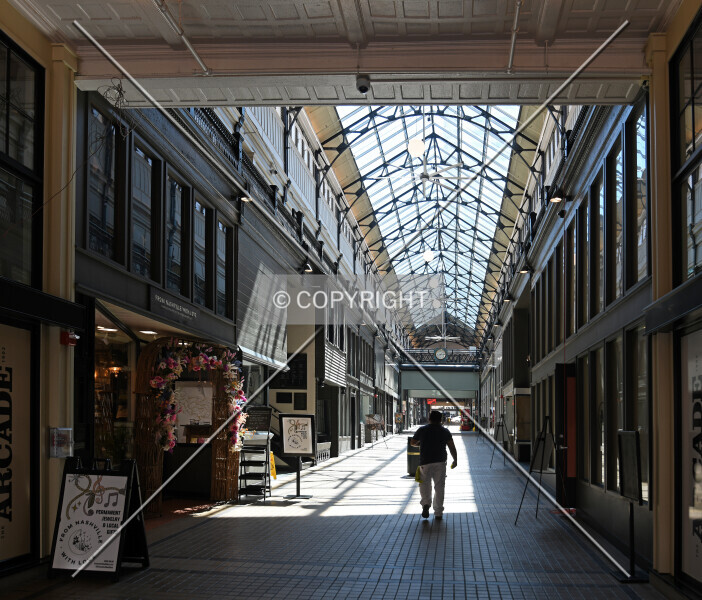 Photo 596-177-927