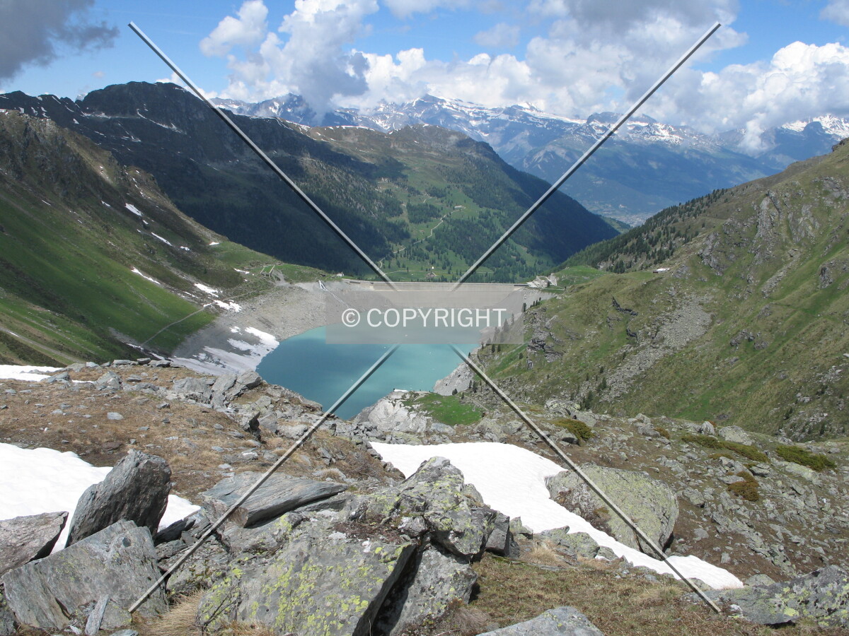 Elevated view from Reference de Saint-Laurent, at an altitude of 2485m