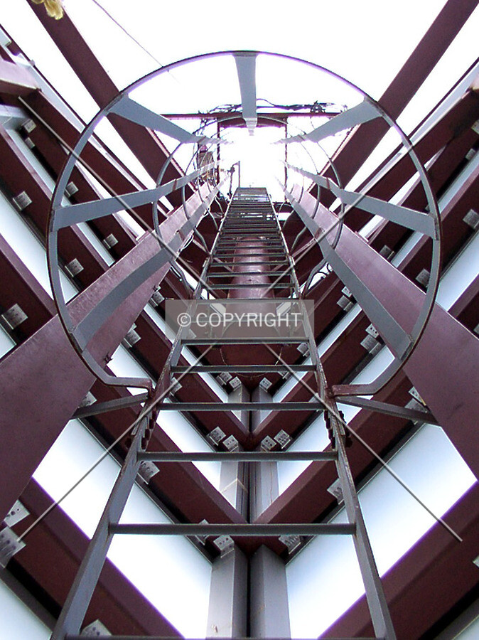 Looking up at the light pipe from behind the parapet