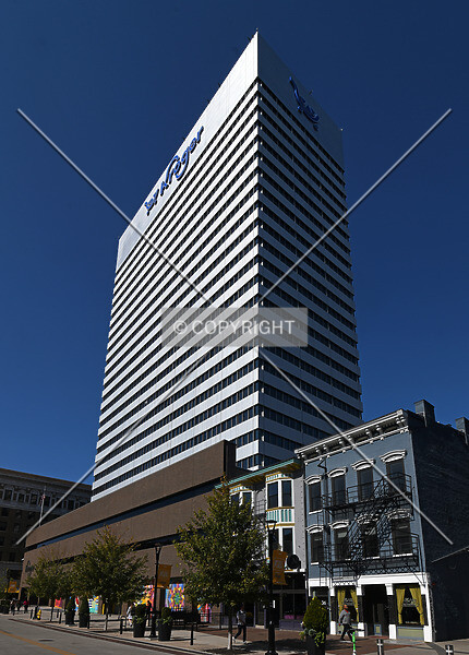 Photo 635-717-688