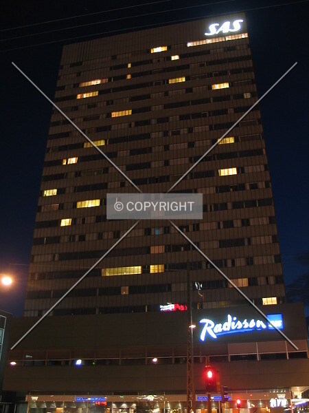 Photo 637-243-946