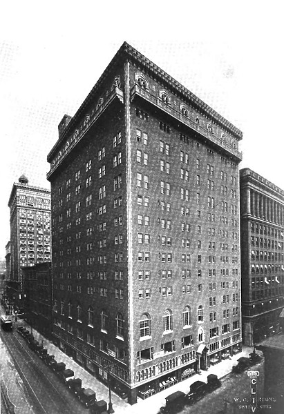 Photo 637-977-460