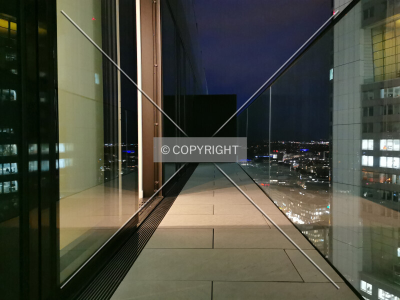 Photo 640-589-334