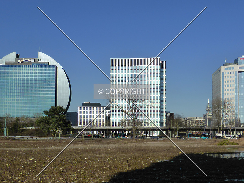 Photo 647-231-854