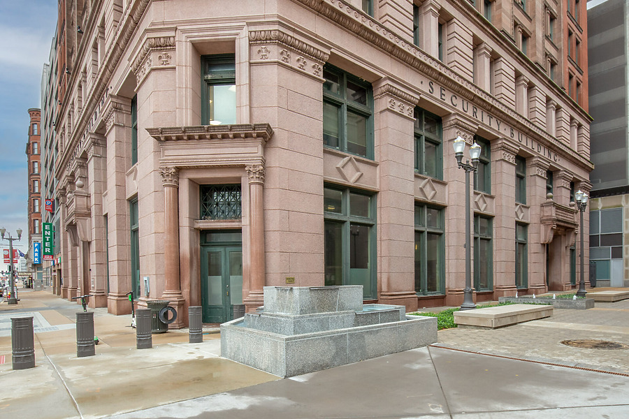 Photo 647-705-514