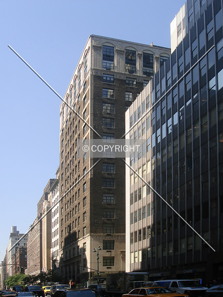 Photo 524-116-705