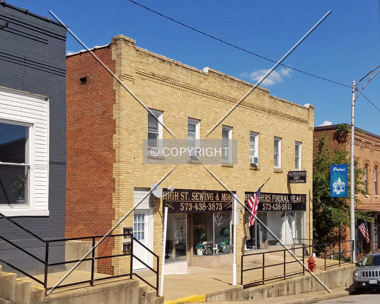 128 East High Street