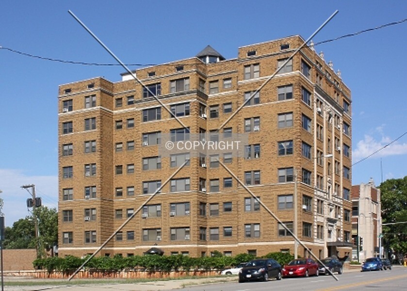 Lafayette Apartments