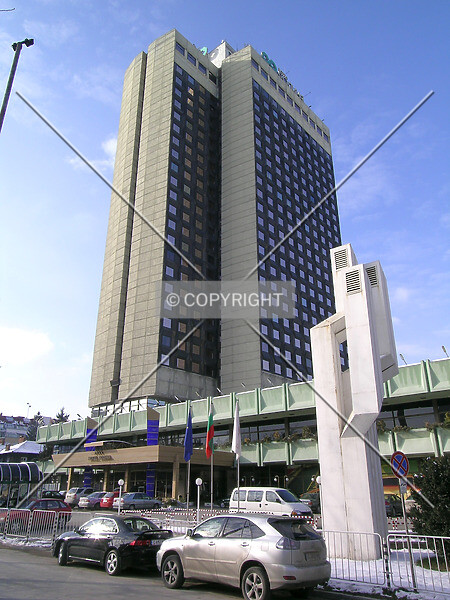 Photo 666-177-089