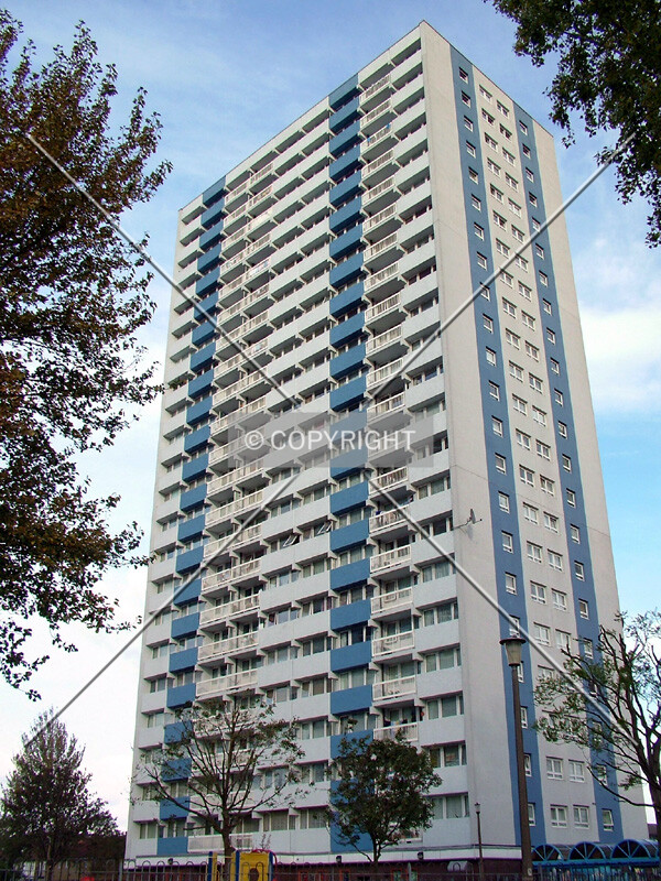 Looking up at the Tower from Green Street